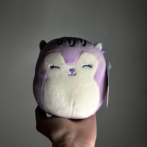BNWT 5” Sydnee Squirrel Squishmallow 🐿